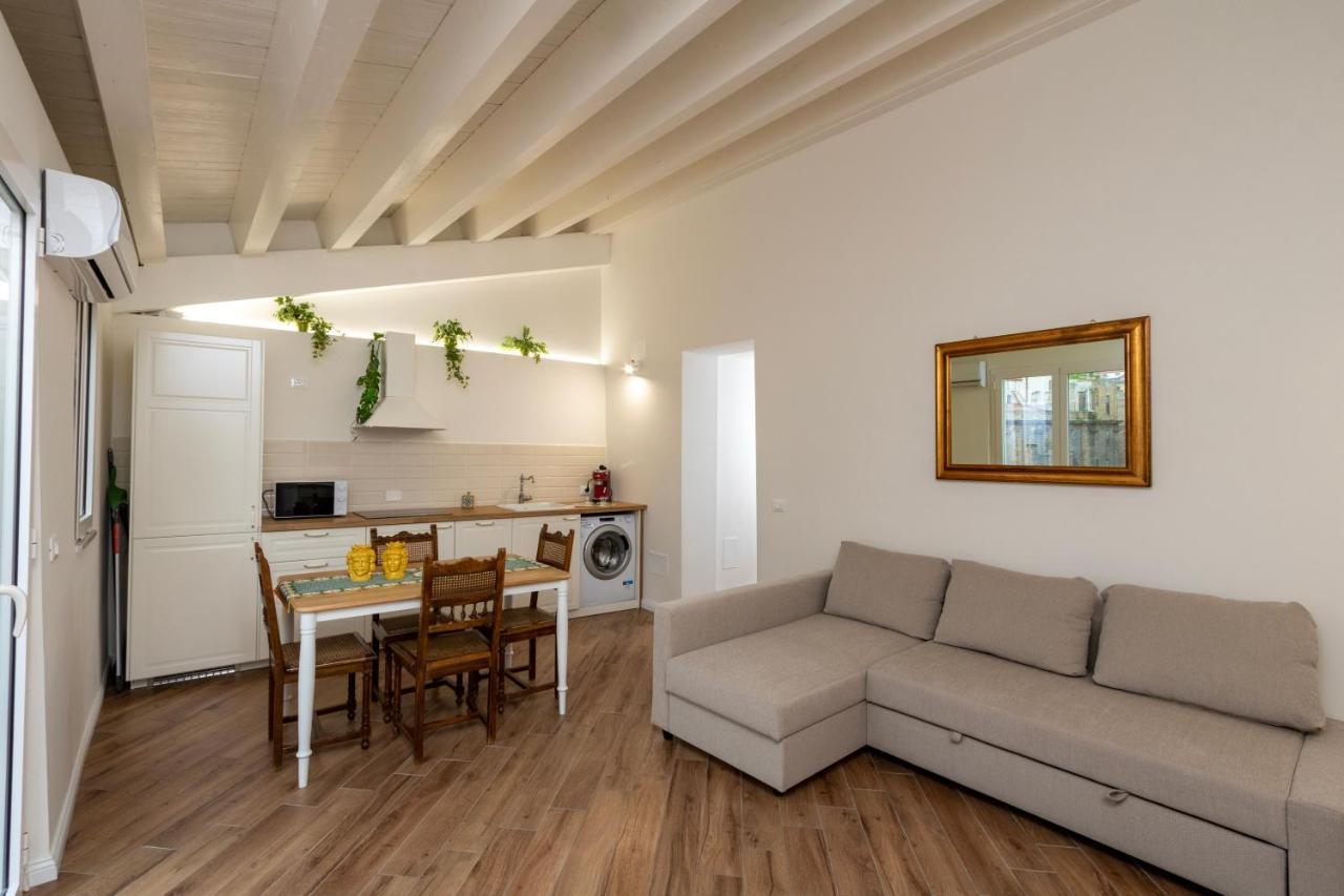 Cortile Del Greco Apartments 팔레르모 외부 사진